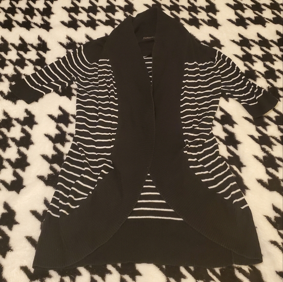 Express sweaters bundle of 3 black white gray - Picture 2 of 8